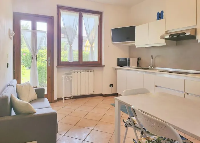 Apartament Nido Dei Gelsi Vicino Al Free Parking Intra