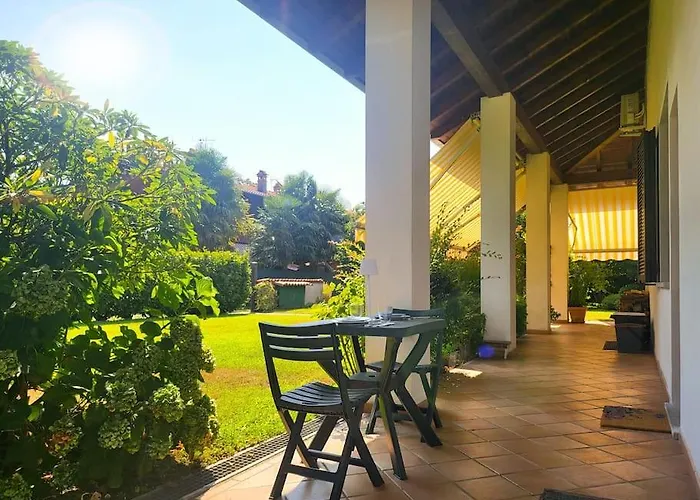 Nido Dei Gelsi Vicino Al Free Parking Apartament Intra
